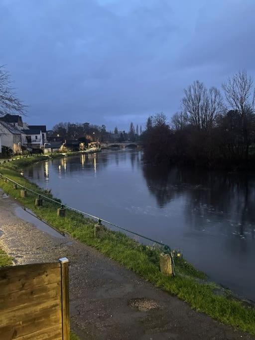 Appartamento Les Berges De L'Oust Malestroit Esterno foto